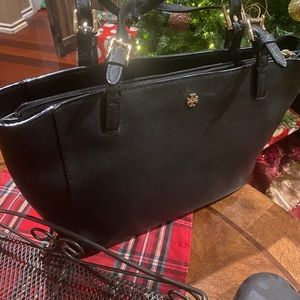 Medium Tory  Burch Robinson tote
